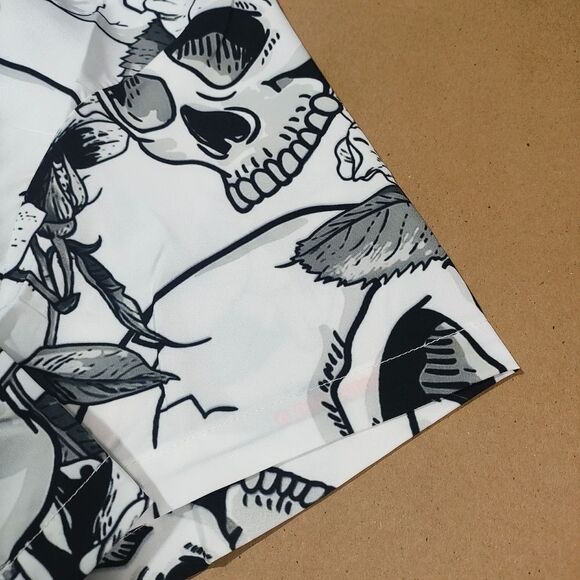 Vacation Black White Skull Short Sleeve Button Down Shirt Mens XLarge #1 - Picture 6 of 6
